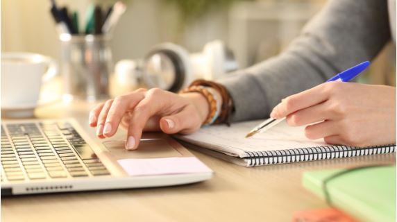  أهلاً وسهلاً بكم في منظومة الموحدة للجامعات الليبية والتي تقوم على تقديم الخدمات الإلكترونية لطلاب الجامعة و أعضاء هيئة التدريس والمعيدين والموظفين
