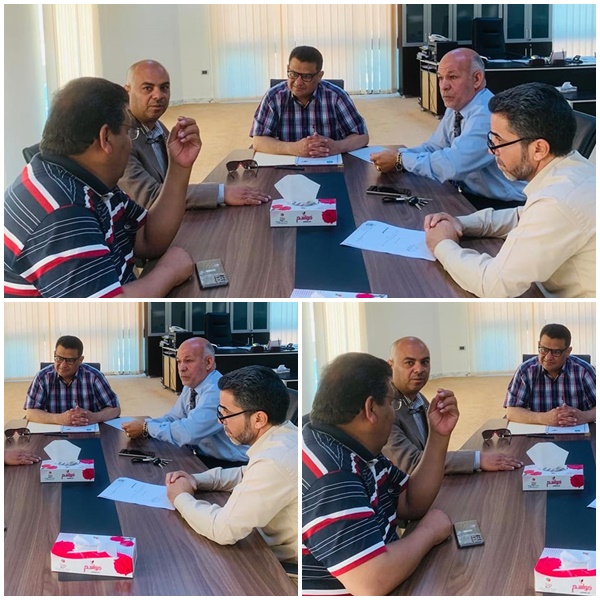 اجتماع لافتتاح برامج جديدة للدراسات العليا بكلية الهندسة