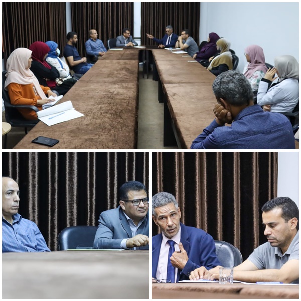اجتمع رئيس الجامعة بمعيدي كلية الطب البشري
