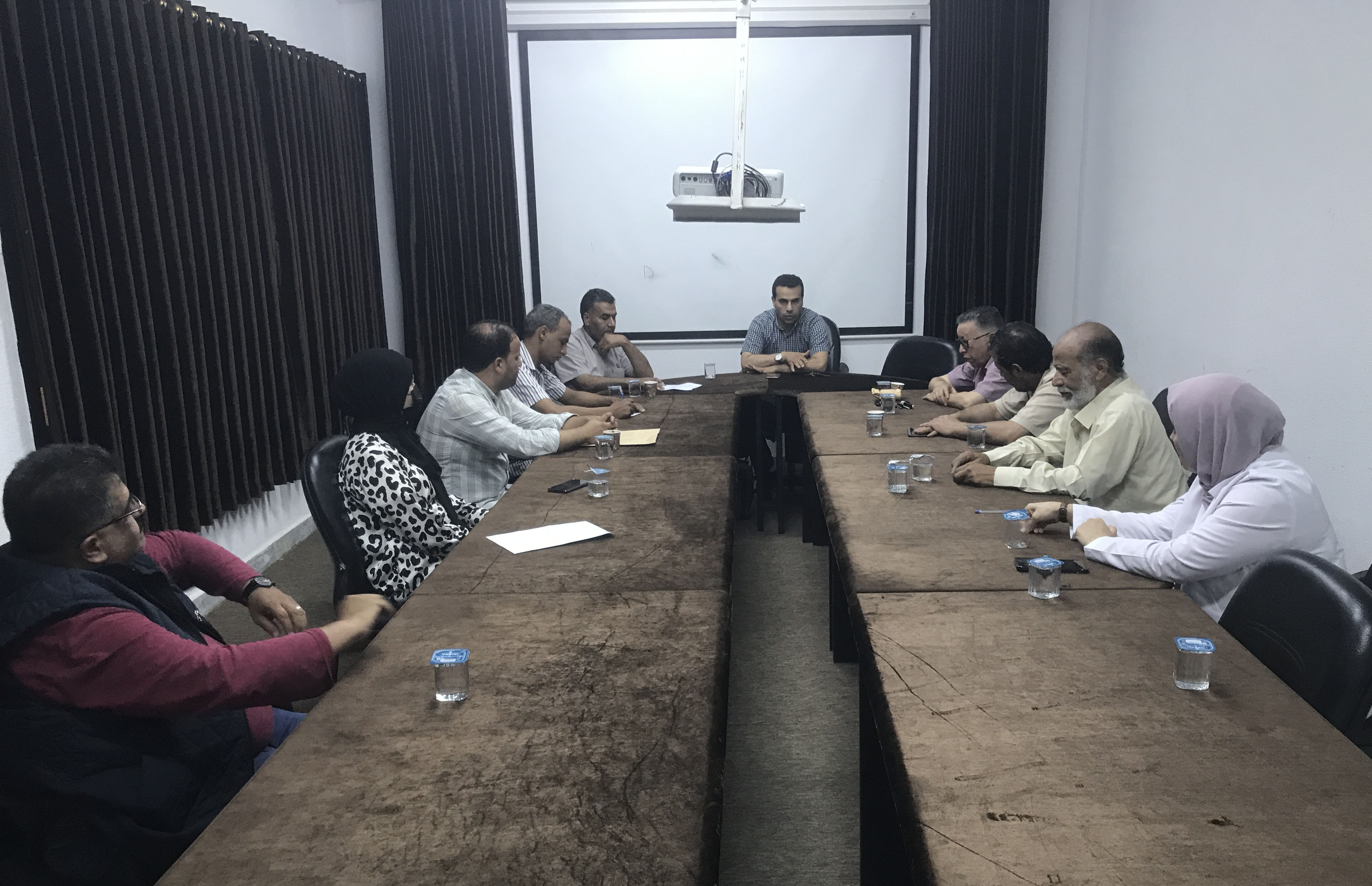 اجتماع أعضاء هيئة التدريس السريريين بالكلية